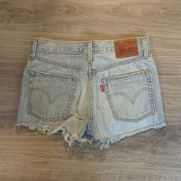Levi’s 501 jean shorts - Picture 2 of 2